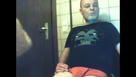 schnibschnab online show from November 9, 2:21 am