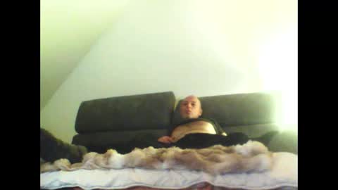 schnibschnab online show from March 30, 6:20 pm