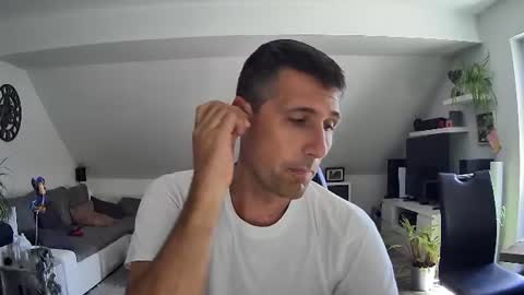 Snapshot of schnuckigeil chatting on June 24, 9:19 am Dildomen online show from June 24, 9:19 am