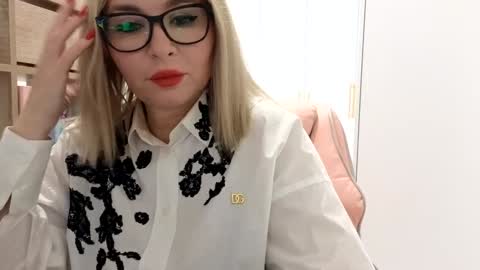 cindy desire online show from November 12, 10:09 pm