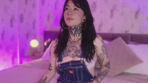 Scolw  online show from September 17, 8:21 pm