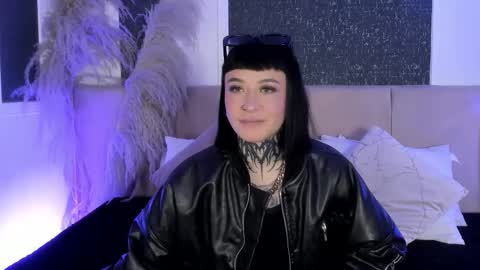 Scolw  online show from January 16, 12:20 pm