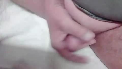 Snapshot of scoobie266 chatting on April 6, 9:32 am This is scoobie166 my account has been compromised online show from April 6, 9:32 am