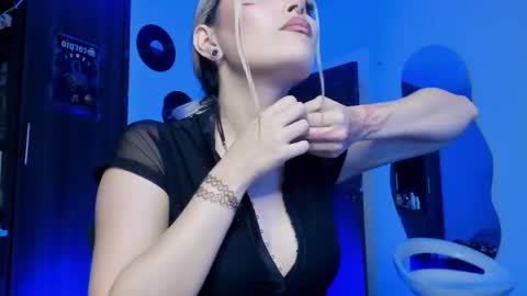 Goddess online show from March 25, 3:12 am