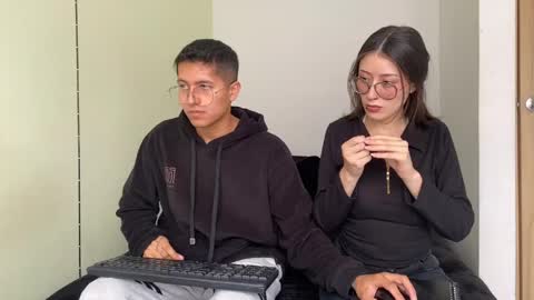 Snapshot of scorpiondark11 chatting on April 5, 7:44 pm DarkScorpion online show from April 5, 7:44 pm