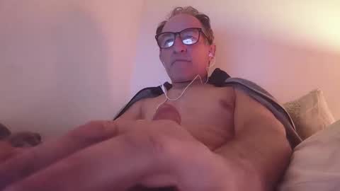 scotchwhieskie online show from April 29, 11:11 pm