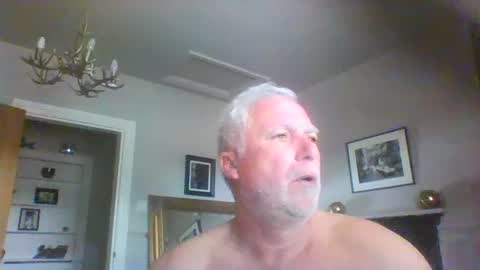 scoti55 online show from August 1, 2:05 pm