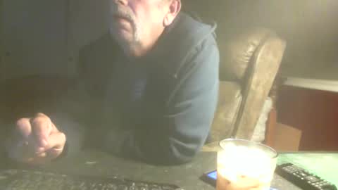 Snapshot of scotsman_62 chatting on November 28, 2:36 am scotsman_62 online show from November 28, 2:36 am