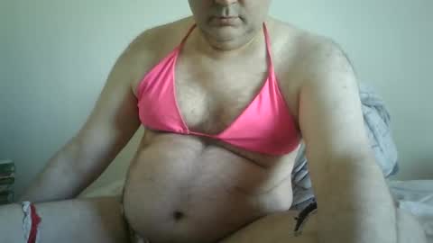 Snapshot of scottforfuhn chatting on October 18, 3:57 pm scottforfuhn online show from October 18, 3:57 pm