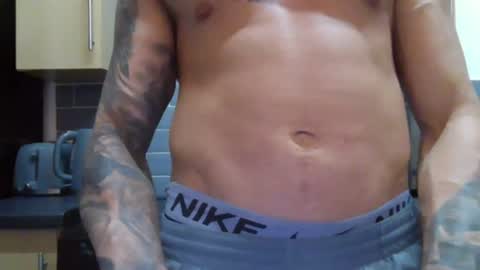 Snapshot of scottishmeat1996 chatting on June 26, 9:52 pm Scotlandsfinest online show from June 26, 9:52 pm