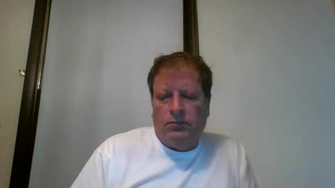 scottpbi52 online show from May 3, 1:44 am