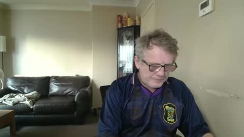 James online show from May 25, 7:42 pm
