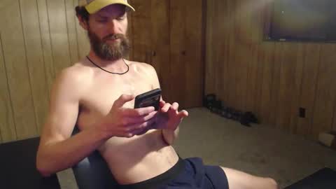 Snapshot of scottsspace chatting on January 17, 12:26 am Scott online show from January 17, 12:26 am