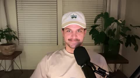 Snapshot of scottybeam chatting on December 10, 4:45 am Scotty online show from December 10, 4:45 am