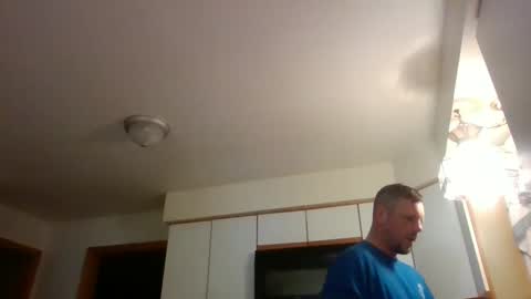 Snapshot of scottydoesntknow0 chatting on January 16, 2:19 am scottydoesntknow0 online show from January 16, 2:19 am