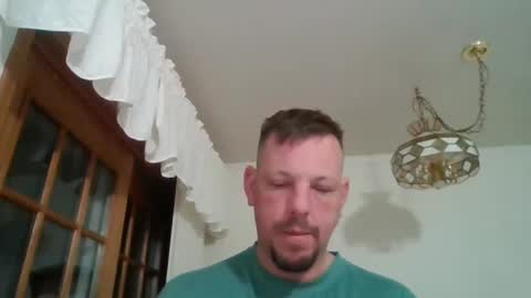 Snapshot of scottydoesntknow0 chatting on March 1, 9:07 am scottydoesntknow0 online show from March 1, 9:07 am