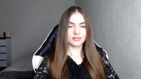 scratc_h online show from December 1, 3:06 pm