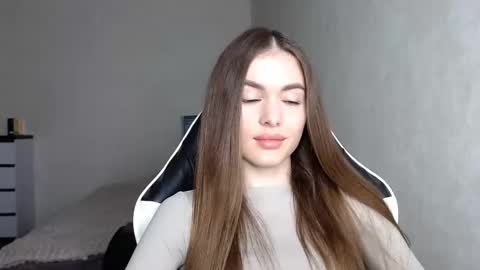 scratc_h online show from December 2, 4:13 pm