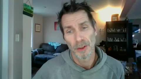 Snapshot of scroach11 chatting on January 15, 5:47 pm GettOffMyLawn online show from January 15, 5:47 pm