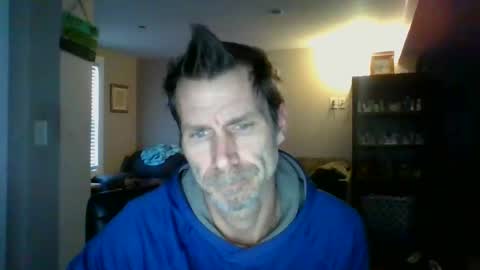 Snapshot of scroach11 chatting on January 27, 1:19 pm GettOffMyLawn online show from January 27, 1:19 pm