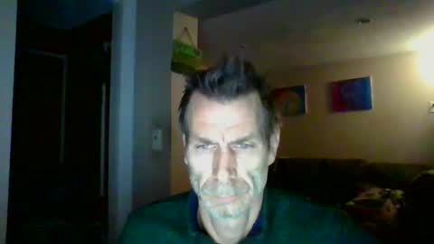 Snapshot of scroach11 chatting on February 8, 9:34 am GettOffMyLawn online show from February 8, 9:34 am