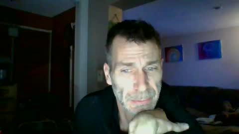 Snapshot of scroach11 chatting on February 22, 8:46 am GettOffMyLawn online show from February 22, 8:46 am