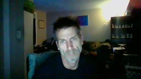 Snapshot of scroach11 chatting on March 23, 1:53 am GettOffMyLawn online show from March 23, 1:53 am