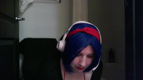 Danni online show from December 18, 3:45 am