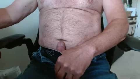 Snapshot of sdodgerxx chatting on April 24, 3:25 pm sdodgerxx online show from April 24, 3:25 pm