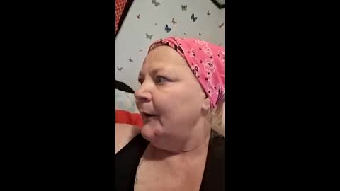 sdrachels53 online show from April 12, 1:38 pm