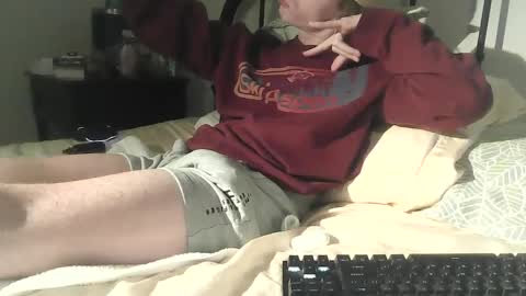 Snapshot of sdseventy chatting on February 9, 4:14 am ObvHype online show from February 9, 4:14 am