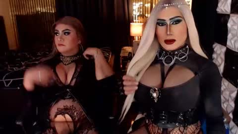 sductiveelegantts online show from June 12, 11:57 pm