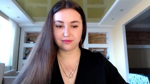 Snapshot of sea_cocktail chatting on February 10, 1:01 pm Elizabeth online show from February 10, 1:01 pm