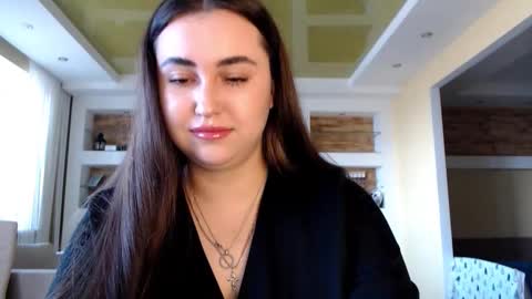 Snapshot of sea_cocktail chatting on February 11, 12:16 pm Elizabeth online show from February 11, 12:16 pm