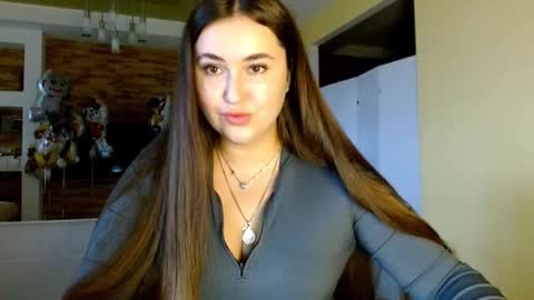 Snapshot of sea_cocktail chatting on November 13, 8:46 am Elizabeth online show from November 13, 8:46 am