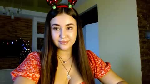 Snapshot of sea_cocktail chatting on December 18, 9:37 am Elizabeth online show from December 18, 9:37 am