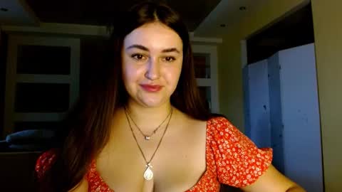 Snapshot of sea_cocktail chatting on February 11, 2:33 pm Elizabeth online show from February 11, 2:33 pm