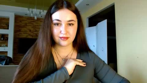 Snapshot of sea_cocktail chatting on February 15, 10:25 am Elizabeth online show from February 15, 10:25 am