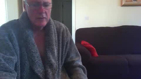 seakrait online show from December 25, 9:02 am