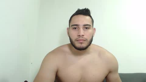 seank_noszka online show from October 17, 7:05 pm