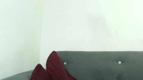 seank_noszka online show from December 3, 6:50 pm