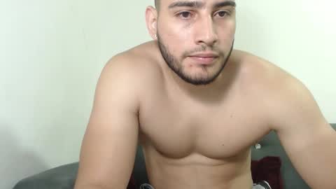 seank_noszka online show from December 4, 3:32 pm