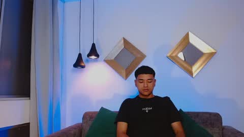 Sean online show from March 31, 11:49 pm