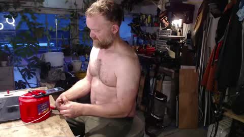 Seattlemanwhore online show from May 4, 1:18 pm