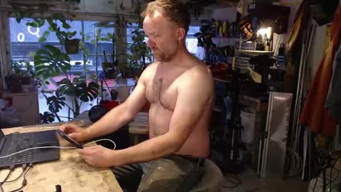 Seattlemanwhore online show from May 17, 2:13 pm