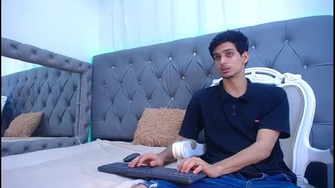 sebalexis7 online show from October 3, 3:14 am