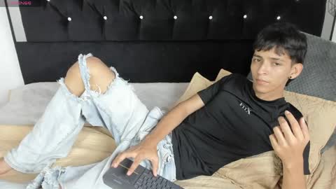 Sebastian Alvarez online show from May 6, 1:57 am