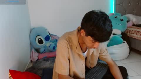 sebas_fire4 online show from April 2, 1:58 am