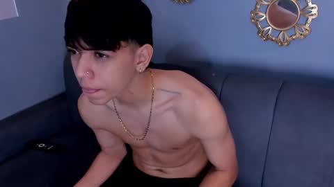 Snapshot of sebas_pretty7 chatting on November 12, 12:38 pm sebas_pretty7 online show from November 12, 12:38 pm