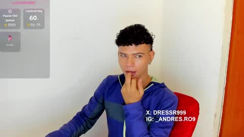 Snapshot of sebascuterouss chatting on April 6, 1:01 pm sebas 3 online show from April 6, 1:01 pm